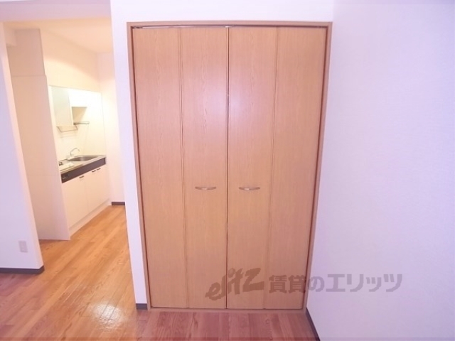 収納　洋服もたっぷり収納できます。