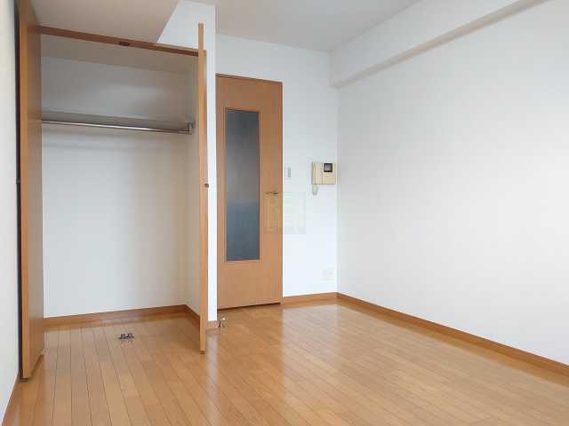 居室・リビング　フェニックス三軒茶屋