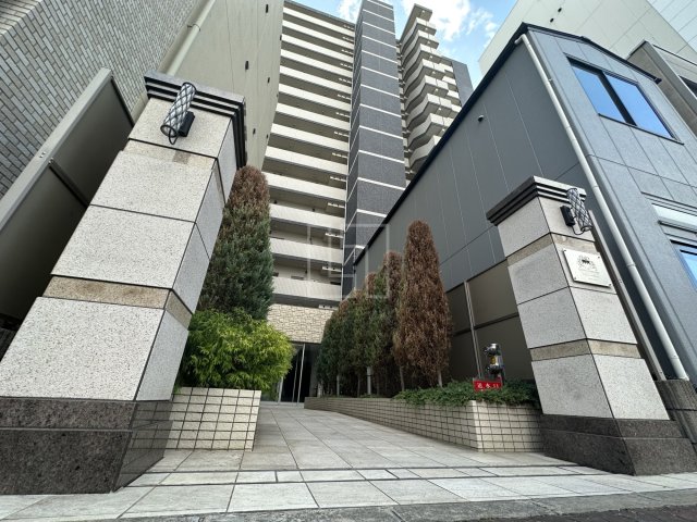 エントランス　レオンコンフォート難波南　エントランス