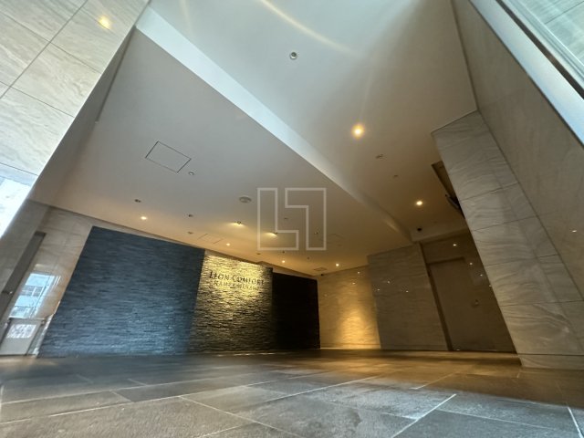 ロビー　レオンコンフォート難波南　ロビー