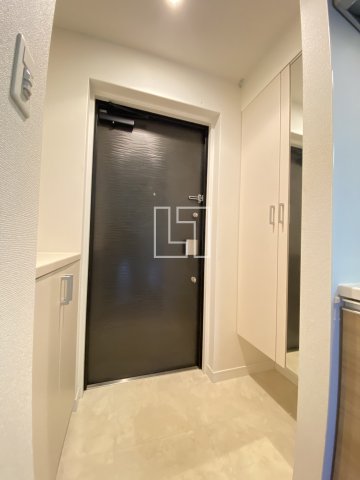 玄関　レオンコンフォート難波南　玄関