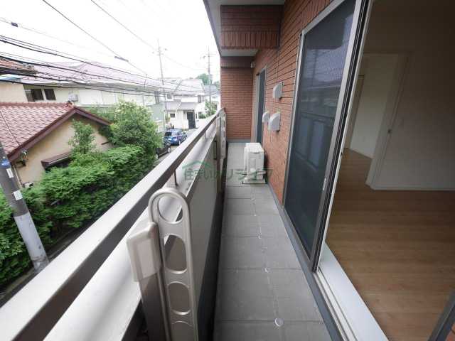 バルコニー　別部屋の参考写真で御座います。