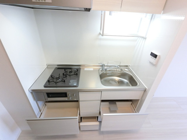 キッチン　２口コンロ付きシステムキッチンです。