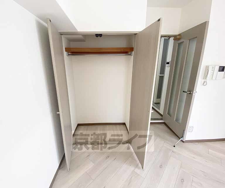 収納　ロングコート対応しています。