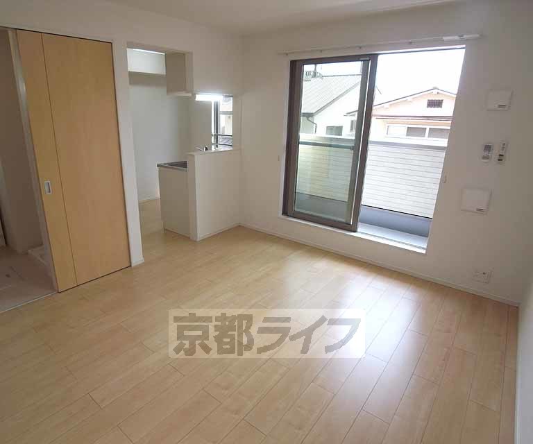 居室・リビング　きれいなダイニングです