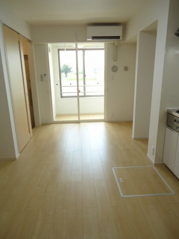 居室・リビング　使いやすいリビングです