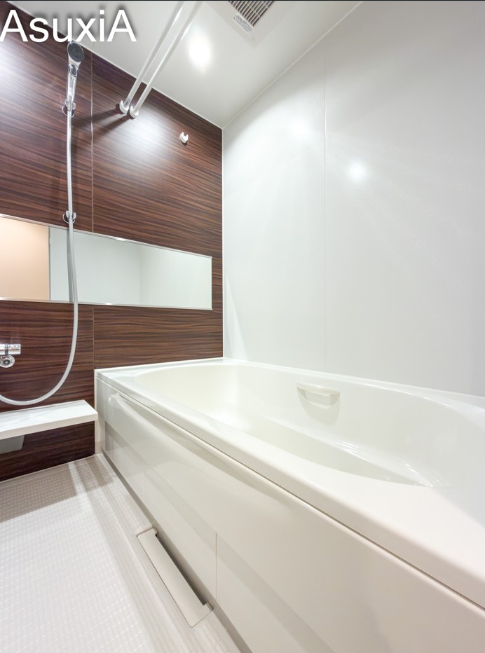 バス・シャワールーム　※別部屋の参考写真です