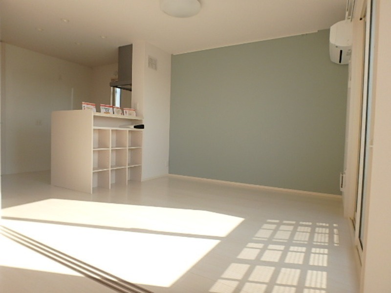 居室・リビング　図面と現状に相違がある場合には現状を優先