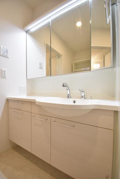 洗面設備　同施工会社物件