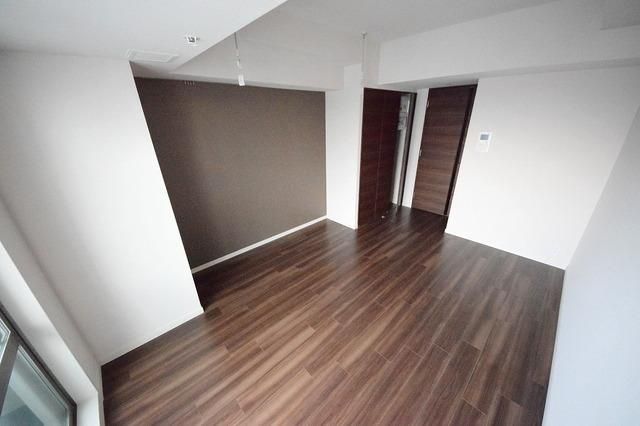 居室・リビング　★ゆったり洋室★