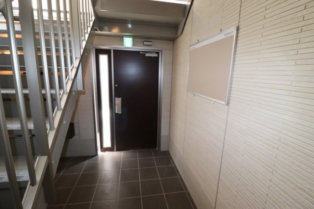 エントランス　エントランス