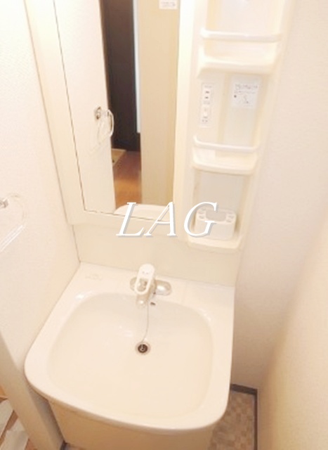 洗面設備　洗面台です。