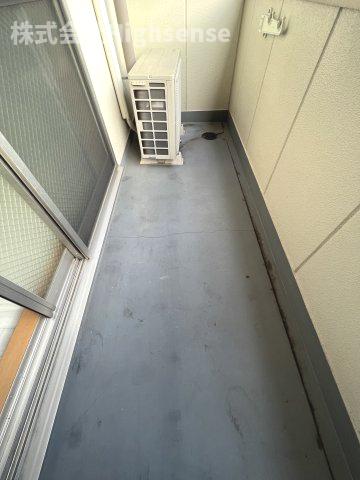 バルコニー　お洗濯にも便利なバルコニー付き