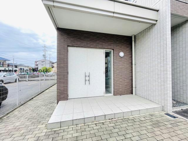 エントランス　エントランス部分