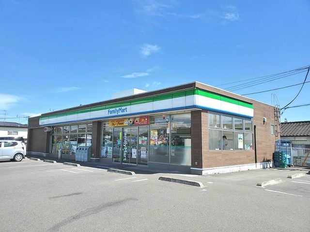 コンビニ　ファミリーマート大河原住吉町店（コンビニ）まで800m