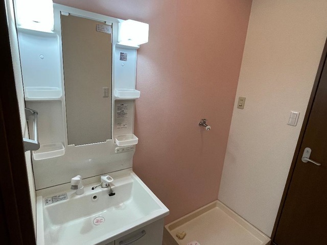 洗面設備　洗髪洗面化粧台