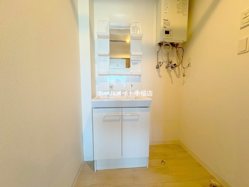 洗面設備　シャンプードレッサーで便利です♪