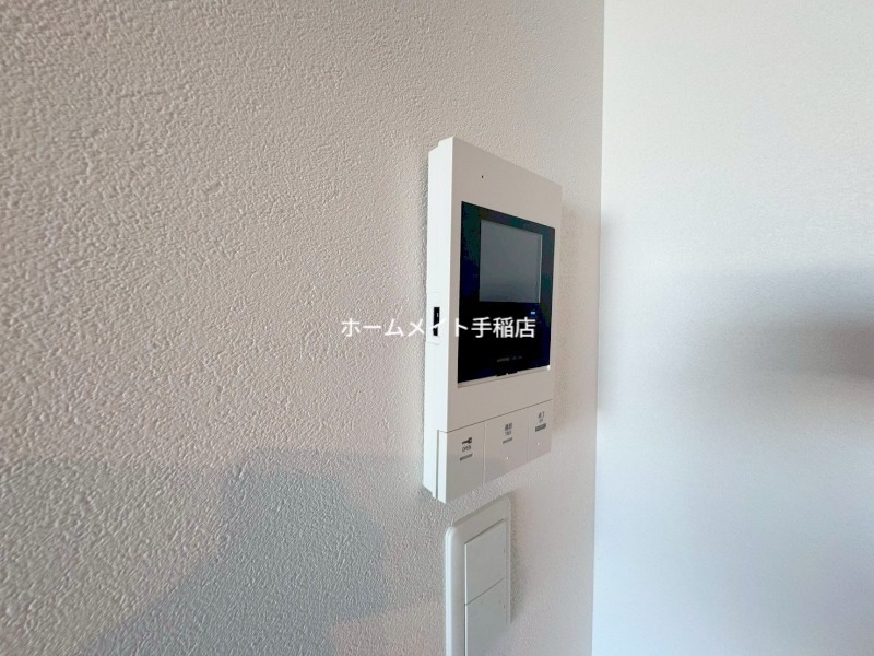 セキュリティ　モニター付きインターホンで安心です♪