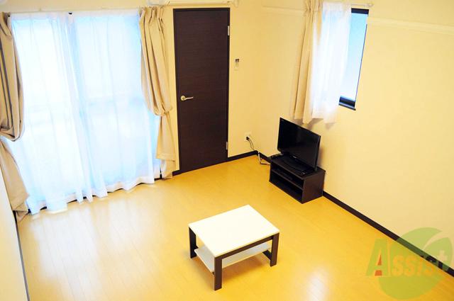 居室・リビング　８畳で広々しています