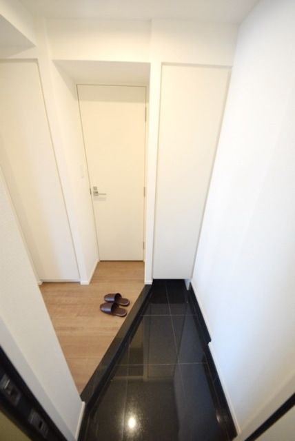 玄関　★開放感のある玄関です★