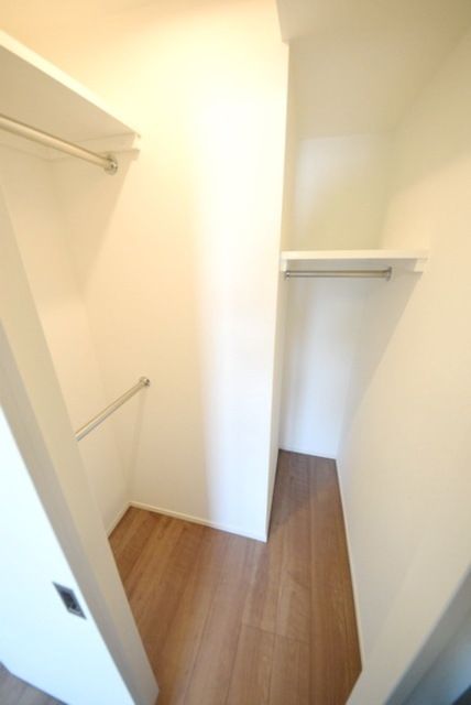 収納　★ウォークインクローゼットにたくさん収納ができます★