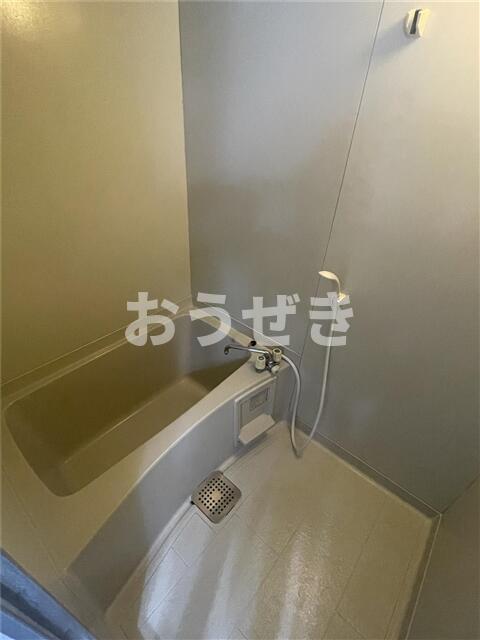 バス・シャワールーム　※別部屋の参考お写真です。