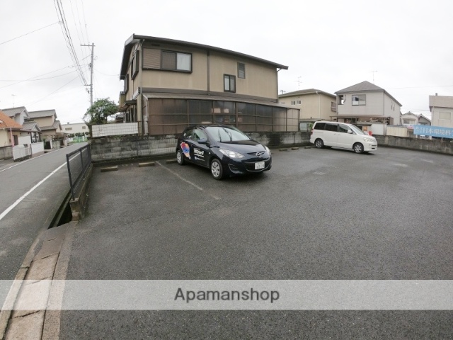 その他　駐車場（その他）まで0m