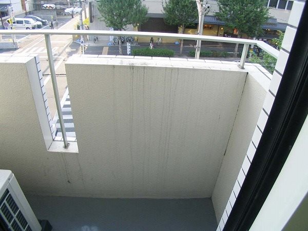 バルコニー　(同マンション別部屋)