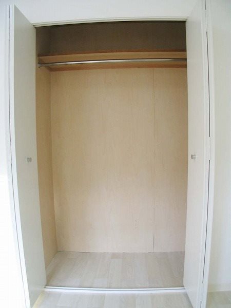 収納　(同マンション別部屋)