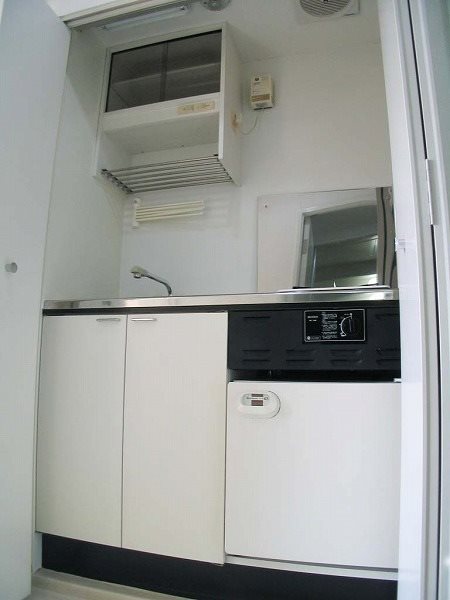 キッチン　(同マンション別部屋)