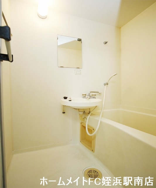 バス・シャワールーム　★お早めにお電話下さいませ♪★