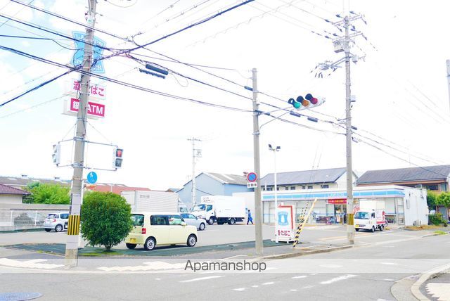 コンビニ　ローソン堺三宝四丁店（コンビニ）まで196m