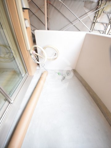 バルコニー　セレニテ桜川駅前プリエ　バルコニー