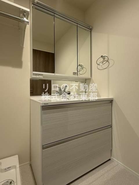 洗面設備　朝の忙しい時間帯にとても便利！