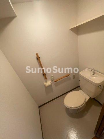 トイレ　コンパクトで使いやすいトイレです