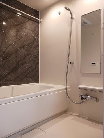 バス・シャワールーム　日々の疲れを癒すお風呂付です