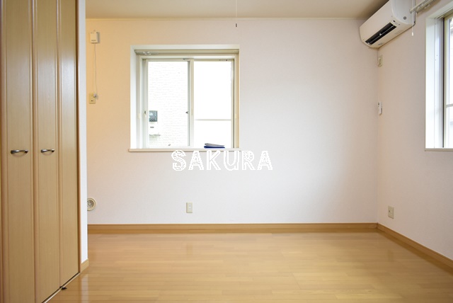 居室・リビング　こちらのリビングで趣味の時間をお楽しみください♪