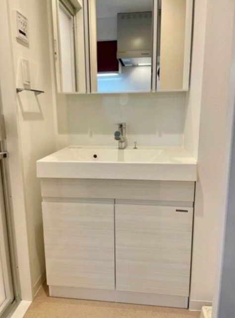 洗面設備　参考写真（同タイプ別部屋）