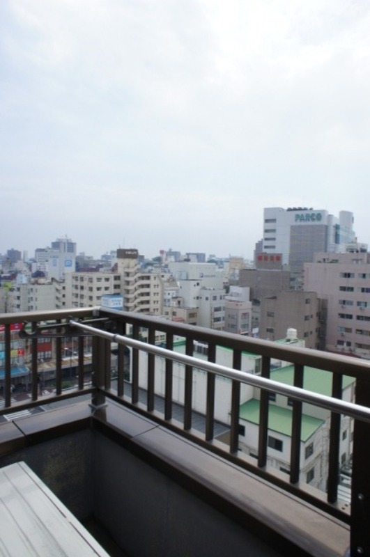 バルコニー　図面と現状に相違がある場合には現状を優先