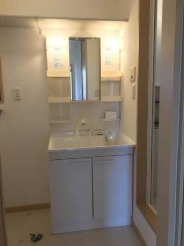 洗面設備　※同タイプ部屋の写真です。