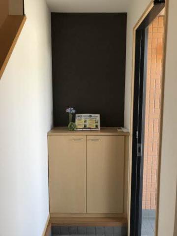 玄関　※同タイプ部屋の写真です。