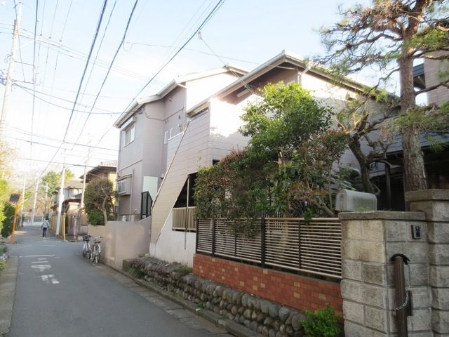 建物外観　★緑溢れる住環境★