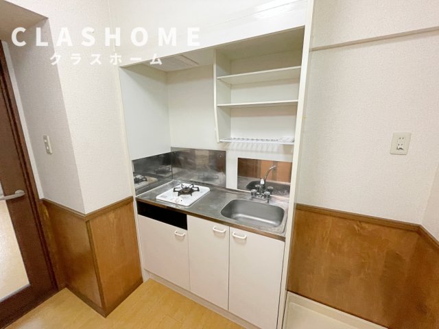 キッチン　同物件の別部屋になります。