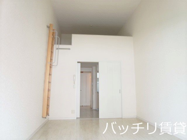 居室・リビング　別号室イメージの為、現状を優先致します。