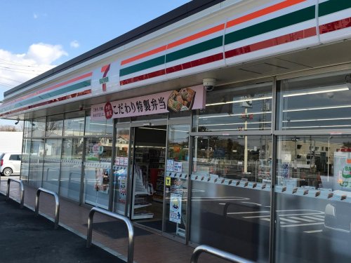 コンビニ　セブンイレブン 加須騎西店（コンビニ）まで208m
