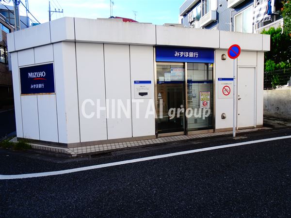 銀行　みずほ銀行　明大前出張所（銀行）まで1380m