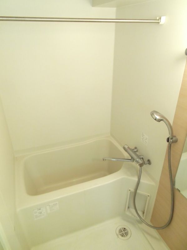 バス・シャワールーム　☆ゆったりくつろげるお風呂☆