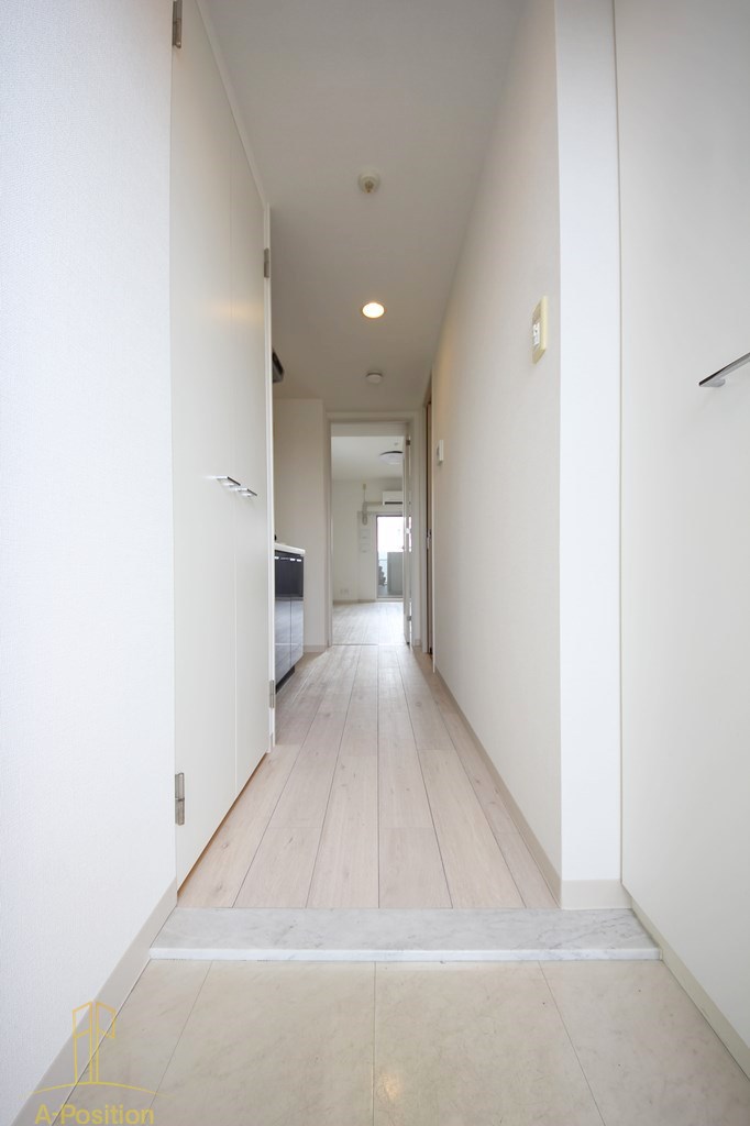 玄関　ルクレ京橋