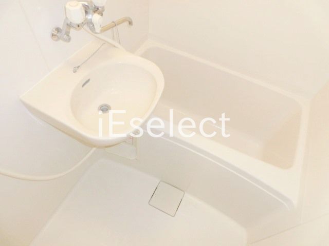 バス・シャワールーム　バス