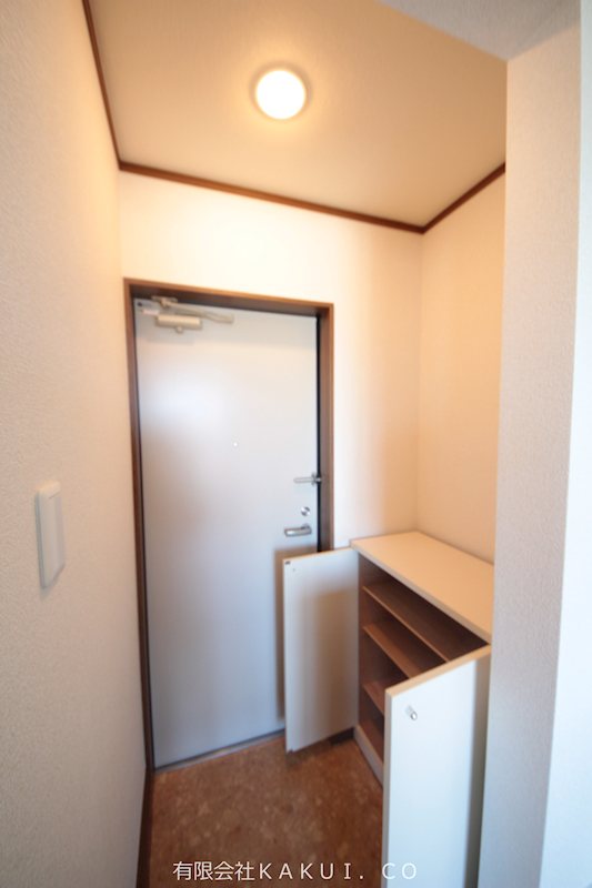 玄関　同タイプ別号室の写真です